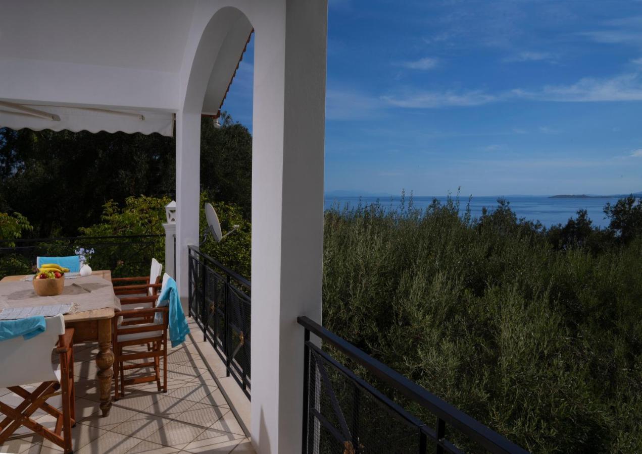 Jasmin Nissaki * Nisaki (Corfu)