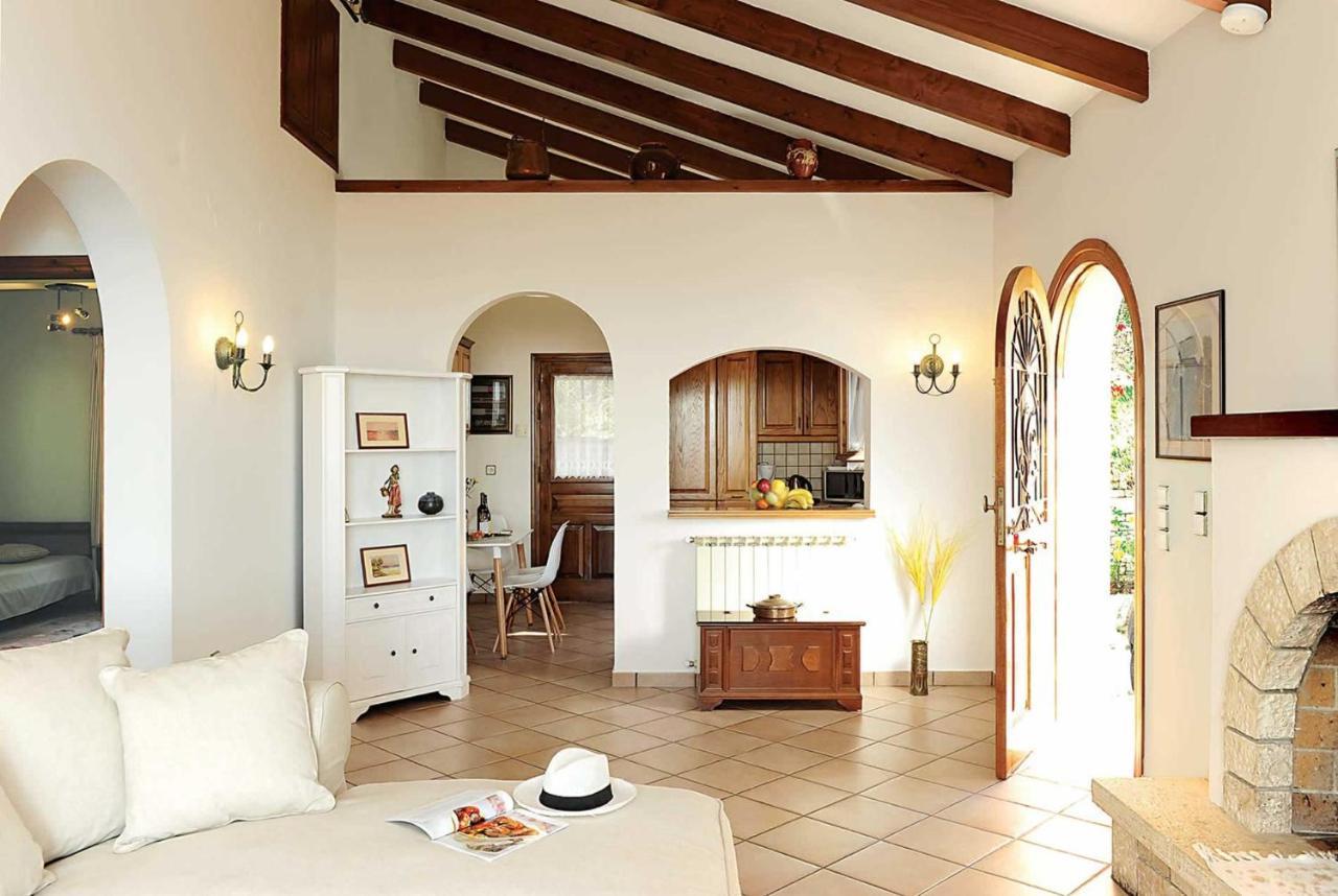 Jasmin Nissaki Villa Nisaki (Corfu)